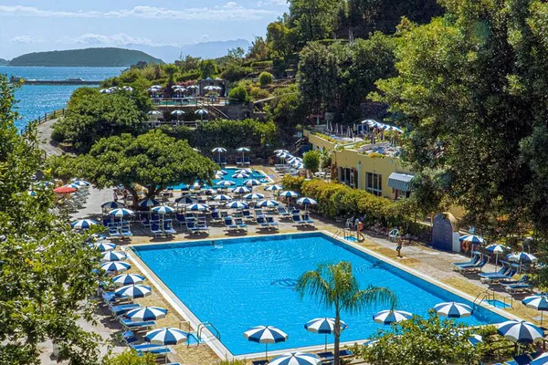 Castiglione Thermal Park: Ischia's Relaxing Escape