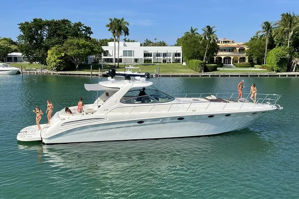 Miami Beach Yachting: Cruise Biscayne Bay on the BIG Sundancer!