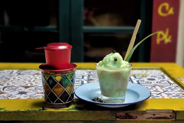 Unlock Hanoi's Coffee Secrets: Egg, Coconut, & Salt Coffee Masterclass