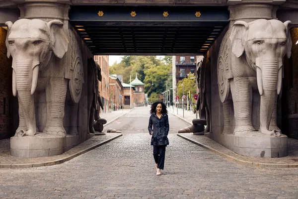 Capture Oslo's Charm: Personalized Photo Shoot Experience