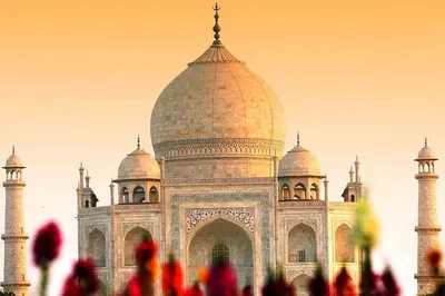 Sunrise to Sunset: Unveiling the Taj Mahal's Romantic Grandeur