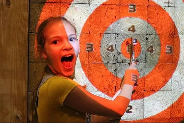 Unleash Your Inner Lumberjack: Axe Throwing Adventure in Miami!