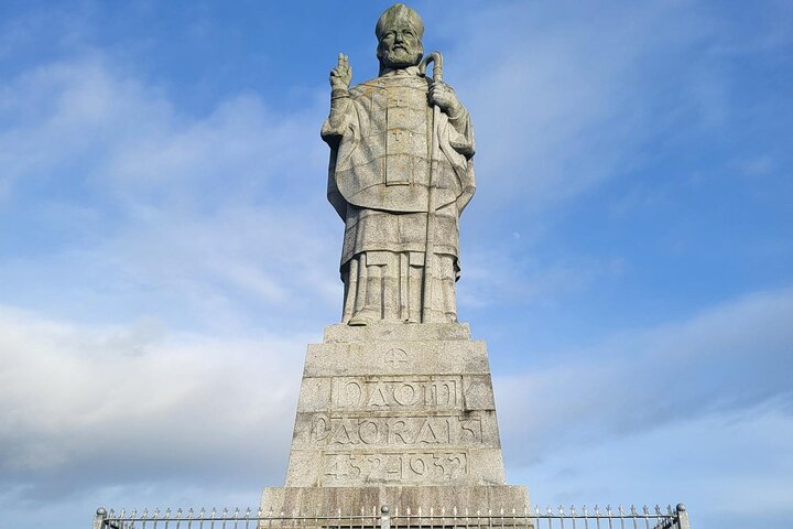 Uncover Irish History: A Luxurious Day Trip to St Patrick's & Hillsborough Castle