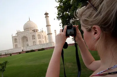 Taj Mahal Express: A Luxurious Day Trip from Delhi