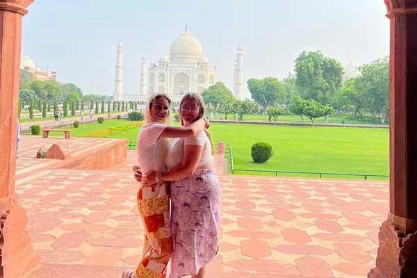 Unveiling Agra: A Luxurious Private Day Tour from Delhi