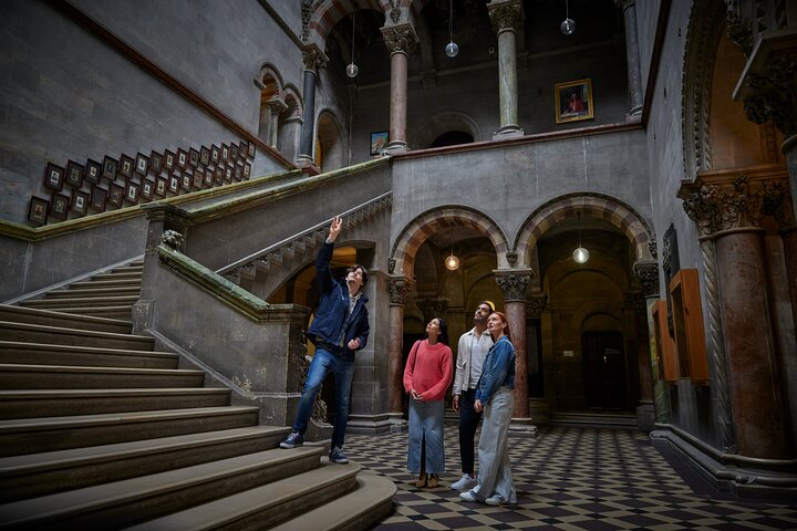Trinity College Walking Tour: Dublin's Historic Campus