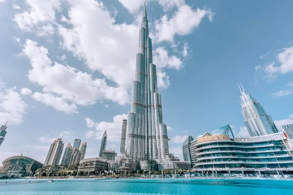 Ascend to the Clouds: Unforgettable Burj Khalifa Observation Deck Experience