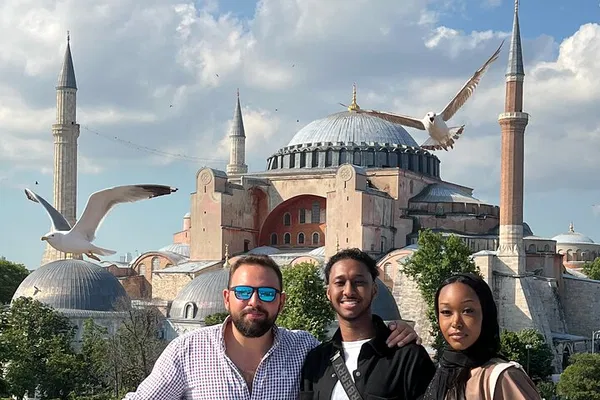 Istanbul: Private Guided Tour of Historical Wonders