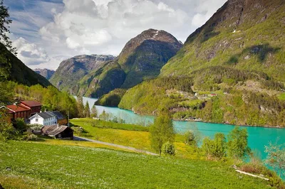 Hardangerfjord 2-Day Tour: Fjords, Waterfalls & Glaciers