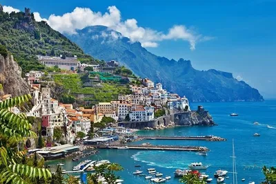 Uncover Amalfi, Ravello & Pompeii: A Neapolitan Chauffeur's Cultural Immersion