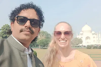Unveiling Agra: A Whirlwind 2-Day Taj Mahal & City Tour from Delhi by Train
