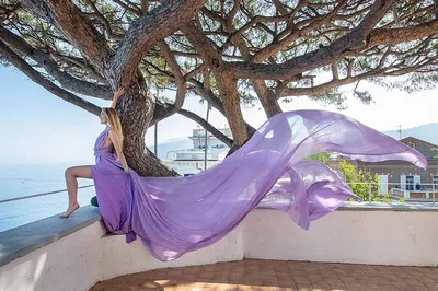 Sorrento Flying Dress Photoshoot: Capture Italy's Magic in Style