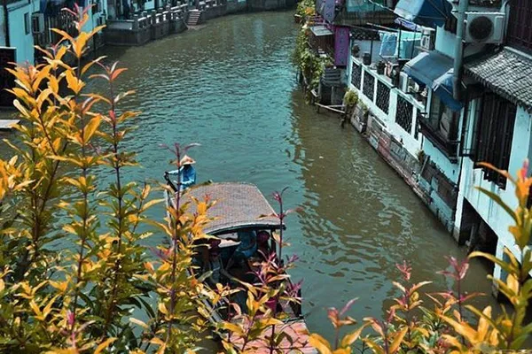 Escape to Ancient China: Zhujiajiao & Qibao Water Town Adventure