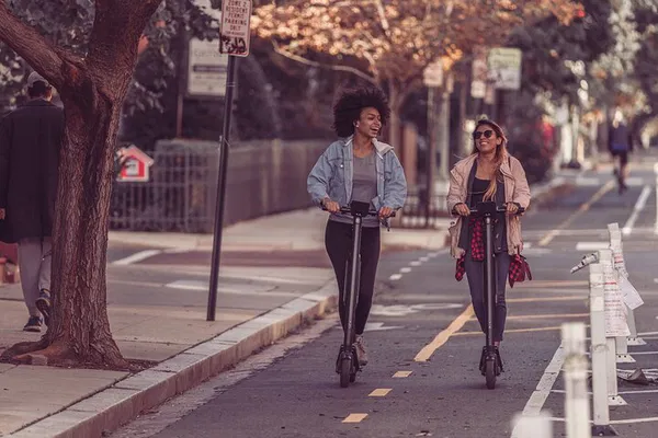 DC Electric Scooter Adventure: Zip Through the Capital!