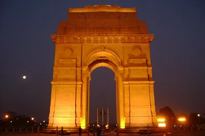 Unveiling Delhi's Majesty: A Personalized 8-Hour City Exploration