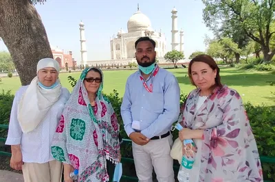 Sunrise Taj Mahal Tour: A Private Agra Adventure from Delhi