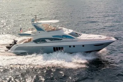 Miami Luxury Yacht Experience: Cruise Aboard a 68ft Azimut!