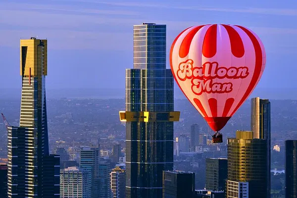 Melbourne Balloon Flight: Champagne Breakfast & Panoramic Views