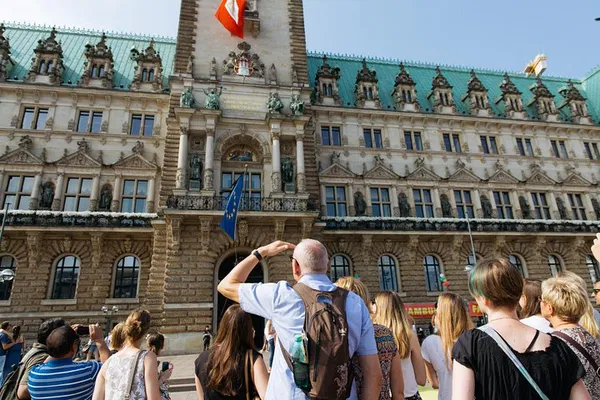 Hamburg History Tour: See Historic Centre!