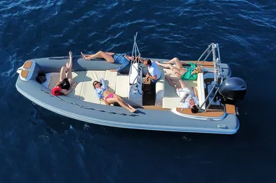 Unforgettable Private Boat Tour: Genoa to Portofino Paradise!
