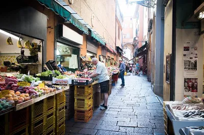 Foligno Market Tour & Cooking Demo with Local Cesarina
