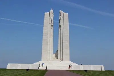 Vimy Ridge Private Transfer: A Comfortable & Personalized Historical Experience