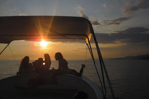 Cinque Terre Sunset Boat Tour: Unforgettable Coastal Views