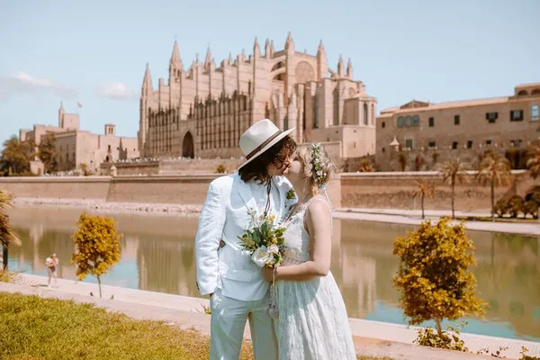 Mallorca Photo Magic: Unforgettable Vacation Photoshoot