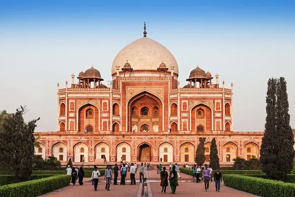 Delhi Tour: Old & New - Private Car & Expert Guide