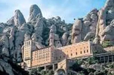 Montserrat Tour: Train Ride & Monastery Visit