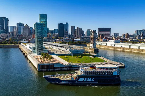 Montreal History Cruise: See Top Sights!