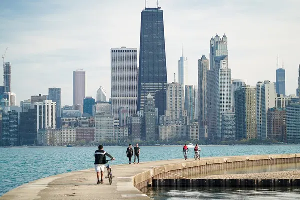 Chicago Bites & Bike Adventure: A Delicious Ride Through the Windy City