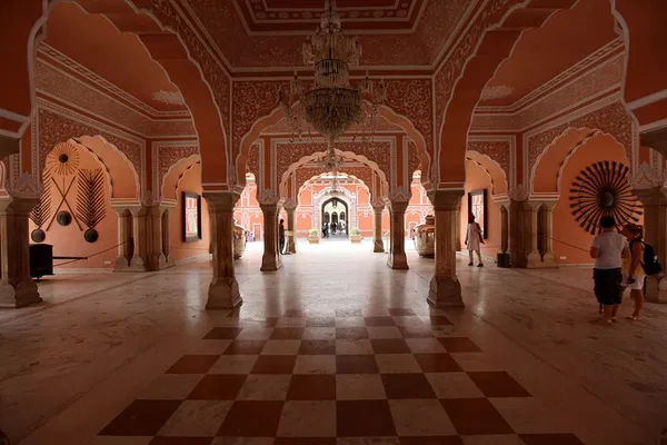 Unveiling India's Majesty: A 5-Day Luxury Golden Triangle Journey