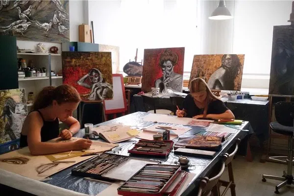 Milan Art Class: Paint Like a Pro!