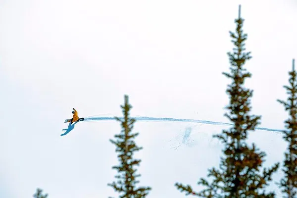 Conquer Cottonwood Canyons: Adult Snowboard Rental Package