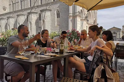 Orvieto E-Bike Adventure: Uncover History, Culture & Culinary Delights!