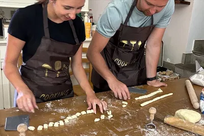 Sorrento Cooking Class: Neapolitan Feast with a Local!