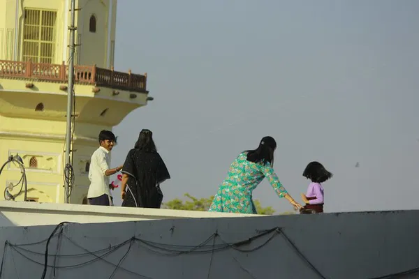 Jaipur's Cultural Immersion: E-Bike, Bites & Heritage Thrills!