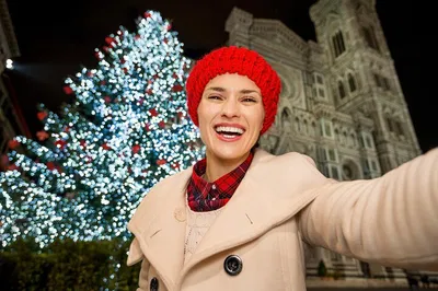 Bari's Christmas Magic: A Festive Historical Tour