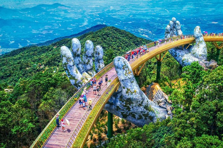 Discover Da Nang: Private Ba Na Hills & Golden Bridge Adventure