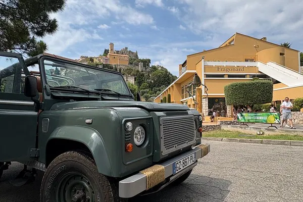 Èze & Fragonard Perfumery: 4x4 Tour from Nice