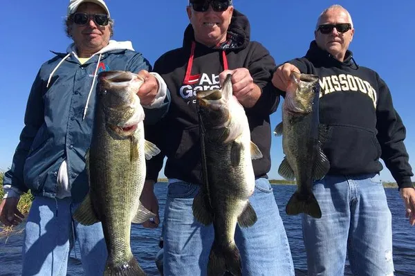 Okeechobee Adventure: Reel in Largemouth Bass on a Private Guided Trip!