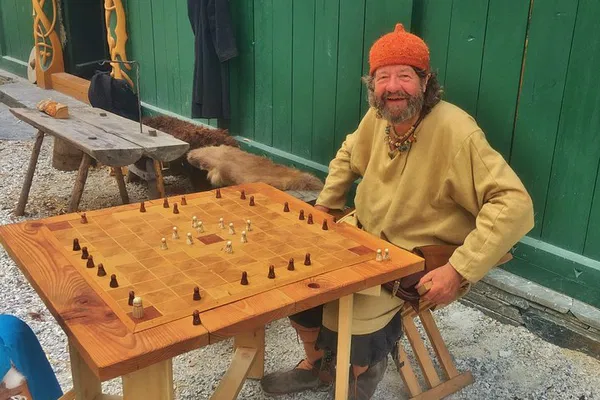 Viking Market Tour: Bergen Private Trip to Gudvangen