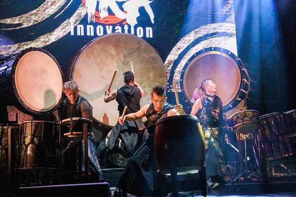 Experience Japanese Culture: UTAGE Live Show in Osaka!