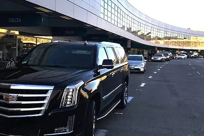 Luxury Airport Transfers: Carmel-by-the-Sea to SFO in Style