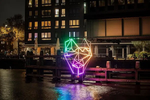 Amsterdam Light Festival Cruise: Drinks & City Views
