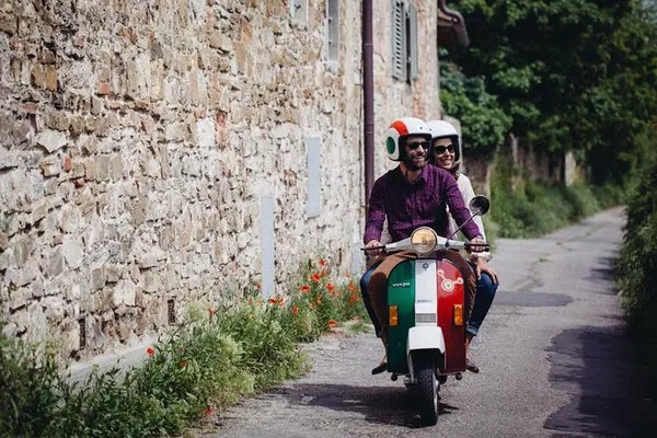 Tuscany Vespa Tour: Hills, Food & Italian Cuisine