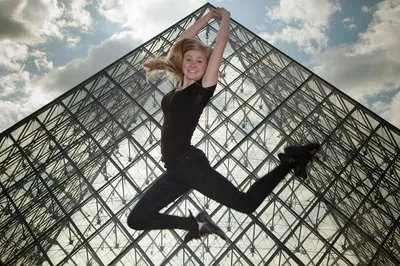 Capture Your Parisian Adventure: A Professional Photo Shoot Walking Tour