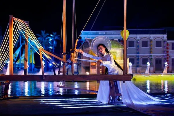 Hoi An Memories Show: A Dazzling Cultural Spectacle