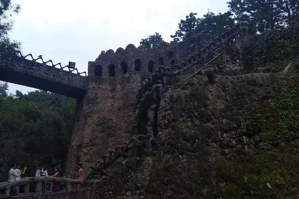 Chandigarh's Best: Private City Sightseeing Tour